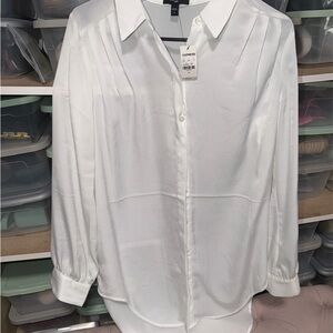 Express Women's Classic White Button-Down Shirt